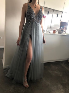 Beading Prom Dresses Long 2020 V Neck Light Gray High Split Tulle Sweep Train Sleeveless Evening Gown A-Line Backless Vestido De