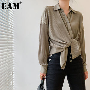 [EAM] Women Gray Pleated Split Big Size Blouse New Lapel Long Sleeve Loose Fit Shirt Fashion Tide Spring Autumn 2020 1W495