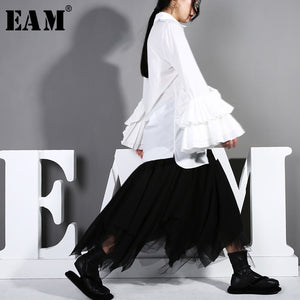 [EAM] Women White Cuff Pleated Split Temperament Blouse New Lapel Long Sleeve Loose Fit Shirt Fashion Spring Summer 2020 T16201