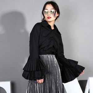 [EAM] Women White Cuff Pleated Split Temperament Blouse New Lapel Long Sleeve Loose Fit Shirt Fashion Spring Summer 2020 T16201